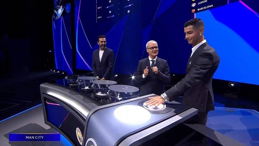 欧冠抽签出炉：巴黎遭遇拜仁巴萨，死亡之组诞生